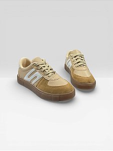 Tênis Casual Feminino Com Recortes E Cadarço Palha