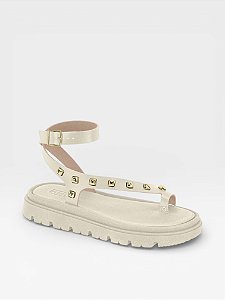 Papete Feminina Moleca Tratorada Tira Tachas Branca Preta E Chocolate Branco Off