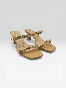 Tamanco Feminino De Salto Médio Com Pedrarias  Marrom