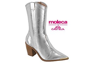 Bota Moleca Cano Médio Salto Bloco Bico Fino Com Detalhe Metalizada Prata