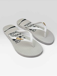 Chinelo Coca-Cola Com Detalhe Metálico Nas Tiras Branco/Branco