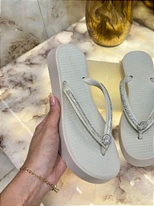 Chinelo Feminino Plataforma Com Tiras Em Strass Off White #1