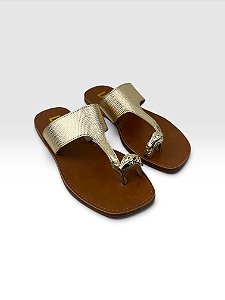 Sandalia Rasteira Littz Com Tira Metalizada E Detalhe Dourado Ouro Light/Ouro
