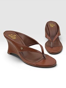 Tamanco Di Valentini Feminino De Salto Anabela Com Tira Delicada  Caramelo