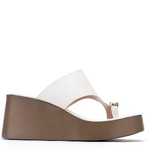 Sandália Plataforma Solado Alto Detalhe Dourado Offline New Off White