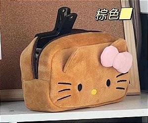 Estojo pelúcia Hello kitty