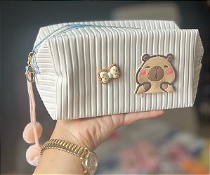 Estojo/ necessaire capivara