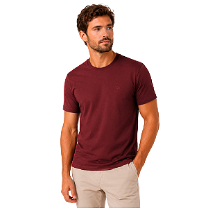 Camiseta Ogochi Essencial Slim Masculina Vinho