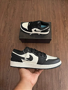 Tênis Air Jordan 1 Low