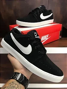 Tênis Nike Suketo