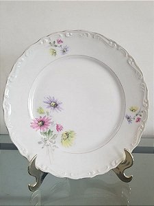 prato raso em porcelana nacional (antiguidade / raridade / antiquário / relíquia)