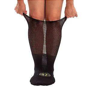 MEIA ORTOPÉDICA EXTRA LARGA PARA EDEMAS E OBESOS - SOLUÇÃO PLUS SIZE ORTHO PAUHER PRETO P