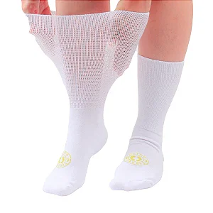 MEIA ORTOPÉDICA EXTRA LARGA PARA EDEMAS E OBESOS - SOLUÇÃO PLUS SIZE ORTHO PAUHER BRANCO M