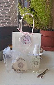 Kit 10 Aromatizador Spray 60 ml+Sabonete Coração de Rosas + Sacola com Tag personalizado