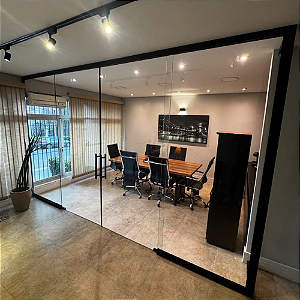 Divisória em Vidro Temperado para Ambientes