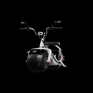 TUI POP -  CHASSI BRANCO PARALAMAS PRETO