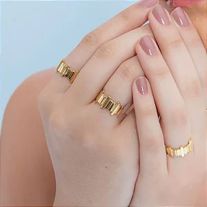 ANEL RETANGULOS ASSIMÉTRICOS AJUSTÁVEL BANHADO A OURO 18K