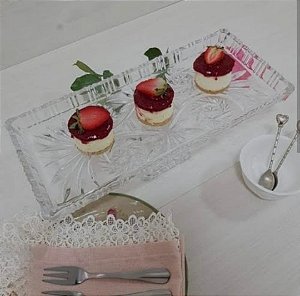 Travessa Dragon Lyor 34x15x2,5 cm – Elegância e Sofisticação para Servir