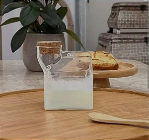Garrafa de Leite em Vidro Borossilicato com Tampa de Cortiça Wolff – 350ml