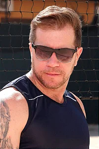 Óculos de sol Running 2.0 Preto e Cristal c/ Preto Degradê (Unissex)