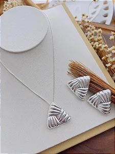 Conjunto Folheado Elegante Triângulo