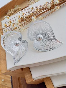 Brinco Folhas Folheado a Prata Fotocorrosão