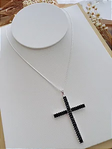 Colar crucifixo Preto /Prata