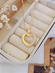 Colar Folheado a Ouro Micro Zircônia Heart