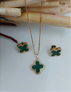Conjunto Trevo Verde em Ouro 18k – Colar e Brincos