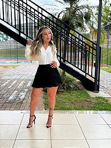 Shorts Saia Plissado