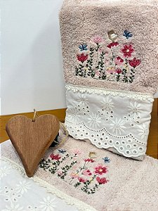 Kit 2 Toalhas De Lavabo Nude Flores Coração Madeira Karsten