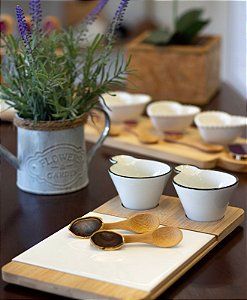 Kit para Petiscos 5 Peças em Bambu com Tábua 26cm