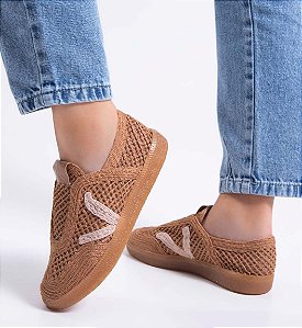 Tênis Feminino Cabedal Tramado Marrom