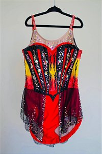 Collant de Competição Vermelho e Preto com Cristais – Ginástica Rítmica | Lieko Ateliê