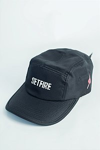BONÉ FIVE PANEL PRETO