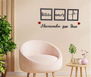 Kit 3 Quadros Decorativos com Frases e Mini Apliques de Coração