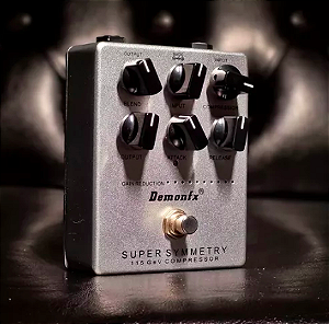 Pedal Para Baixo Demonfx Super Symmetry 115 Gev Compressor (USADO)