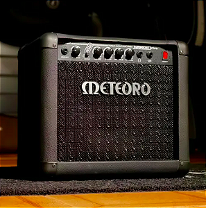 Amplificador Combo Para Guitarra Meteoro Nitrous Drive 15w