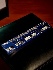 Pedaleira Multi Efeitos Para Baixo Tech 21 Bass Fly Rig