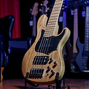 Baixo 5 Cordas Ativo Cort GB75 Open Pore Natural