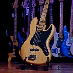 Baixo 4 Cordas Squier by Fender Classic Vibe 70s Jazz Bass Seymour Duncan