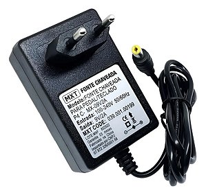 Fonte De Alimentação Chaveada Para Pedal E Teclado 9v 2a P4