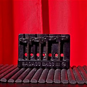 Ponte para Baixo 4 Cordas Leo Quan Badass Bass III Black