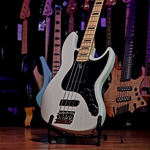 Baixo 4 Cordas Ativo Sire Marcus Miller V7 Vintage 2ND GEN White Blonde