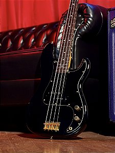Baixo 4 Cordas Fender Limited Midnight Traditional 60s Precision Bass Black