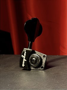 Tarraxa Avulsa Para Baixo Guyker Jazz Bass 1:26