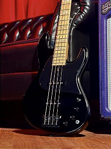 Baixo 4 Cordas Ativo EWA Signature Celso Pixinga Black