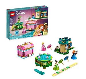 AS CRIACOES ENCANTADAS DE AURORA, MERIDA E TIANA