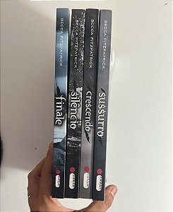 Saga Hush Hush - 4 volumes