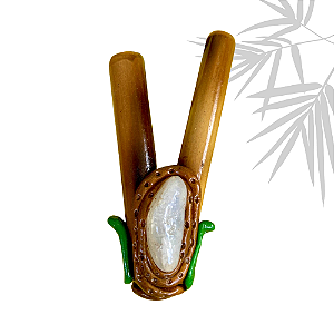 Kuripe floresta com pedra